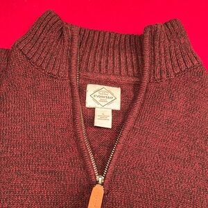 EUC black and burgundy mixed 1/4 zip sweater